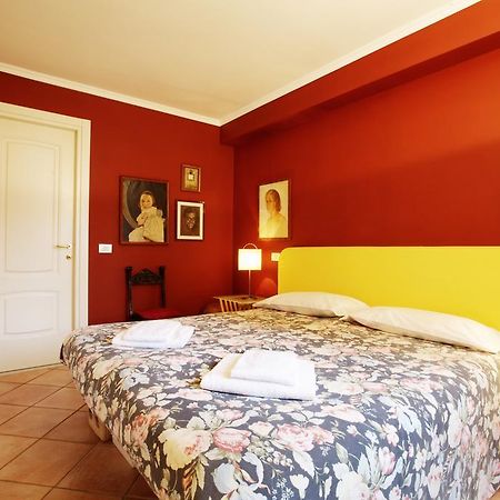 Topazio Apartman Levanto Szoba fotó