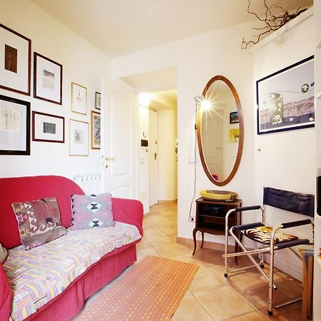 Topazio Apartman Levanto Szoba fotó