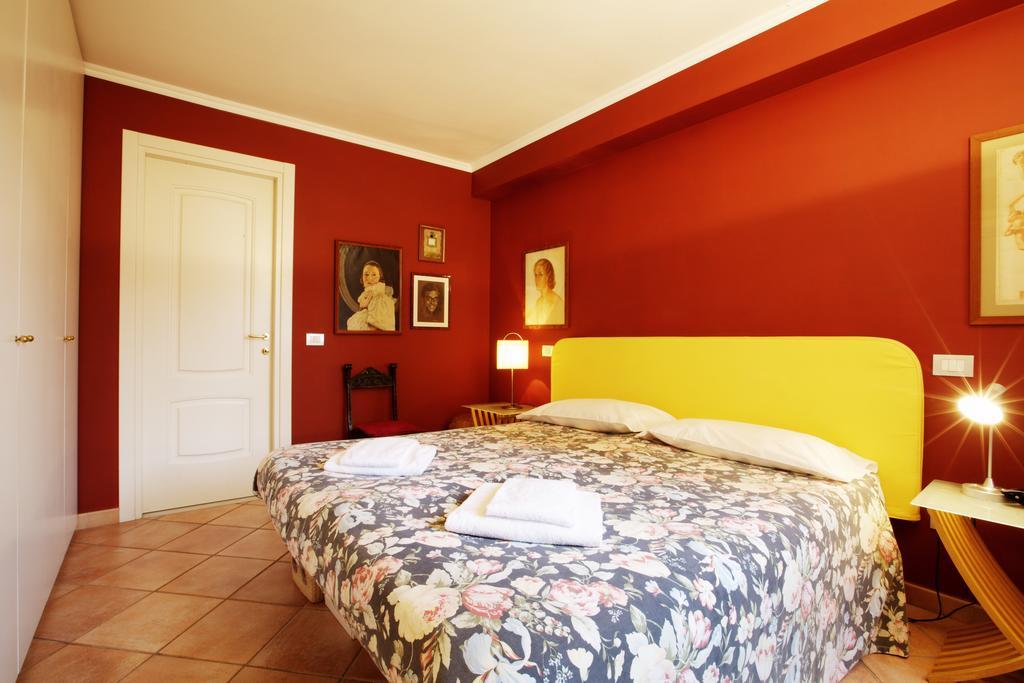 Topazio Apartman Levanto Szoba fotó