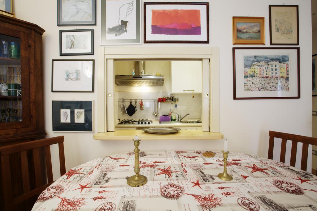 Topazio Apartman Levanto Szoba fotó